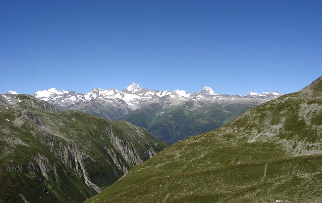 Nufenenpass - Blick Richtung Rhonetal
