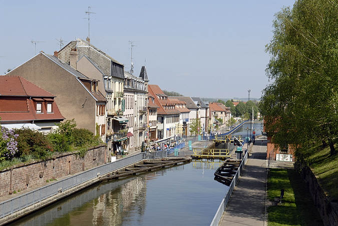 Rhein-Marne-Kanal in Saverne (Frankreich)